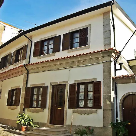 Casa Da Foz Casa de Férias *